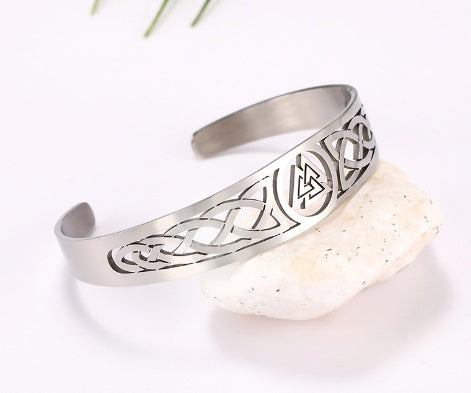 Stainless Steel Valknut Bracelet – Asgard Handcrafted Celtic Design